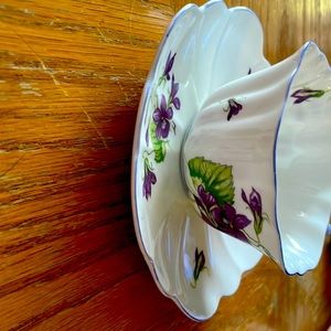 Shelley Violets 13821 set cup saucer salad set